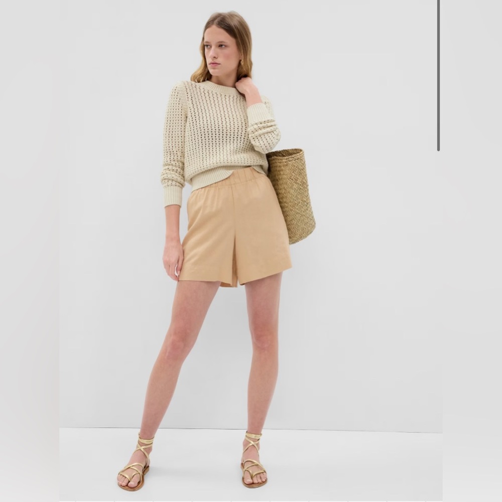 The GAP NWT Linen-Blend Pull-On Shorts - Cashew Crunch Brown